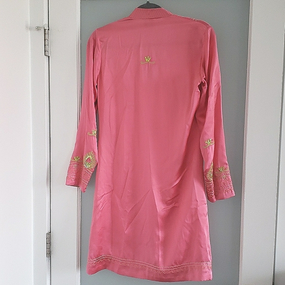 Beautiful Pink 100% Silk with Gold Thread/Sequins Design Dress - Picture 3 of 9